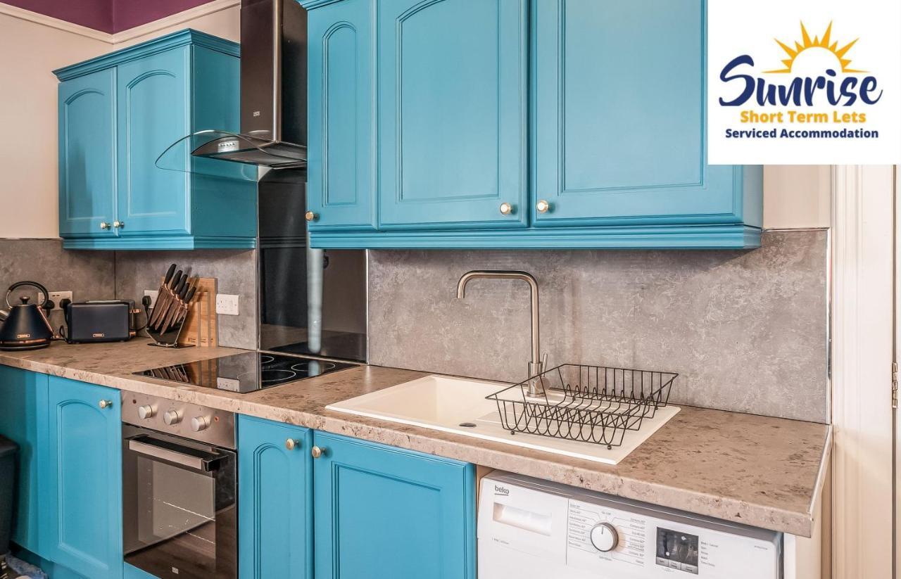 Presidential Apartment, Family Home, Luxury Bedrooms, 2 Rooms, 1 King Bed, 2 Single Beds, Free Wifi, Free Parking, Tourists, Business Travelers, Relocation, Beautiful River Views, - Long Stays, Invoice And Reduced Price Are Only Via Sunrise Short Let 邓迪 外观 照片