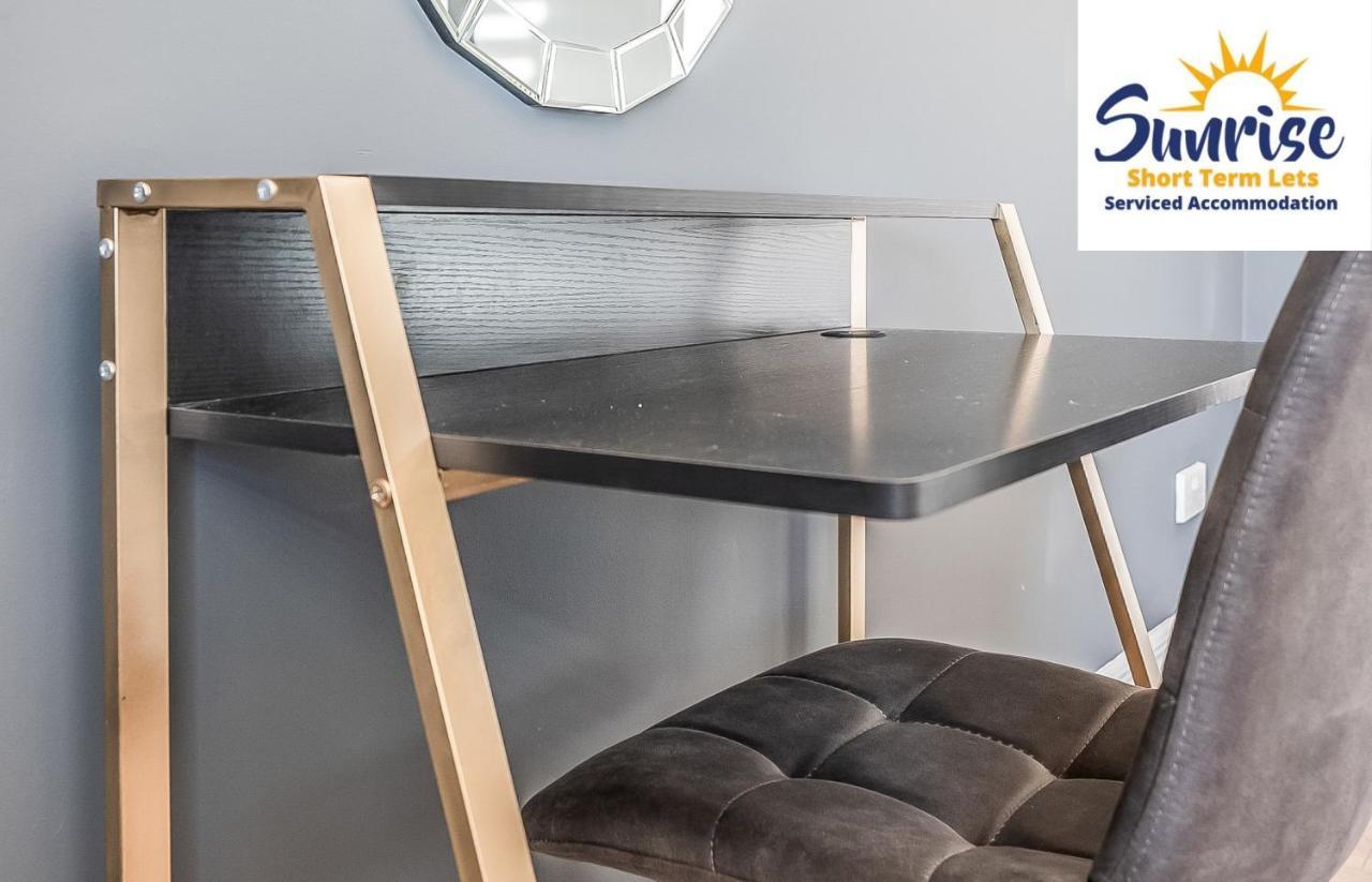 Presidential Apartment, Family Home, Luxury Bedrooms, 2 Rooms, 1 King Bed, 2 Single Beds, Free Wifi, Free Parking, Tourists, Business Travelers, Relocation, Beautiful River Views, - Long Stays, Invoice And Reduced Price Are Only Via Sunrise Short Let 邓迪 外观 照片