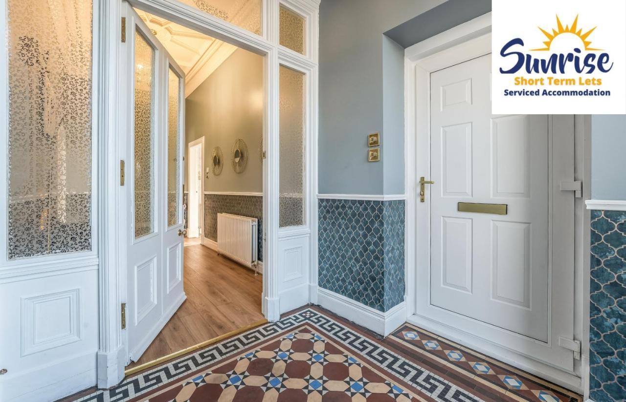 Presidential Apartment, Family Home, Luxury Bedrooms, 2 Rooms, 1 King Bed, 2 Single Beds, Free Wifi, Free Parking, Tourists, Business Travelers, Relocation, Beautiful River Views, - Long Stays, Invoice And Reduced Price Are Only Via Sunrise Short Let 邓迪 外观 照片