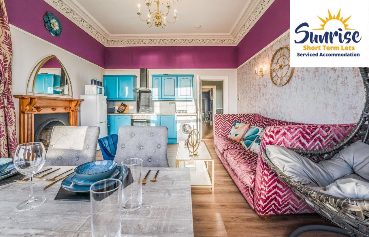 Presidential Apartment, Family Home, Luxury Bedrooms, 2 Rooms, 1 King Bed, 2 Single Beds, Free Wifi, Free Parking, Tourists, Business Travelers, Relocation, Beautiful River Views, - Long Stays, Invoice And Reduced Price Are Only Via Sunrise Short Let 邓迪 外观 照片