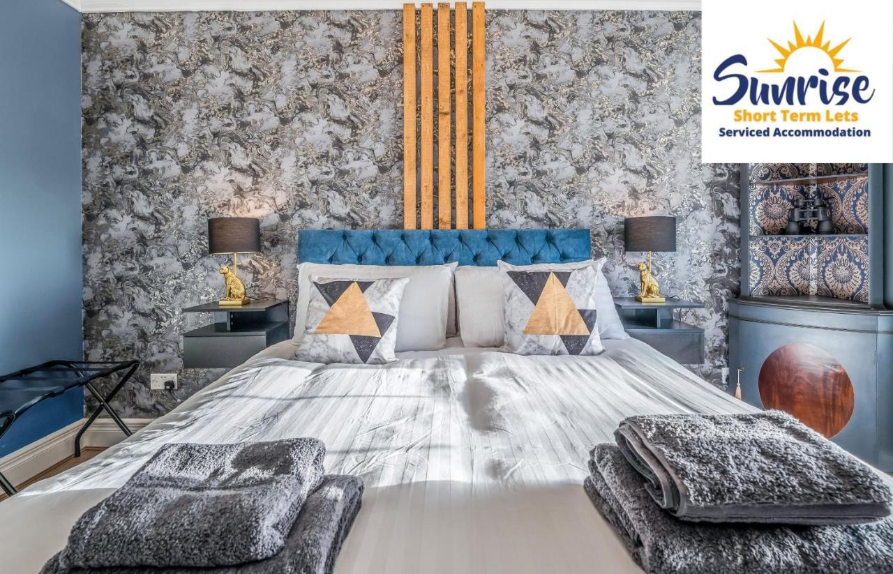 Presidential Apartment, Family Home, Luxury Bedrooms, 2 Rooms, 1 King Bed, 2 Single Beds, Free Wifi, Free Parking, Tourists, Business Travelers, Relocation, Beautiful River Views, - Long Stays, Invoice And Reduced Price Are Only Via Sunrise Short Let 邓迪 外观 照片